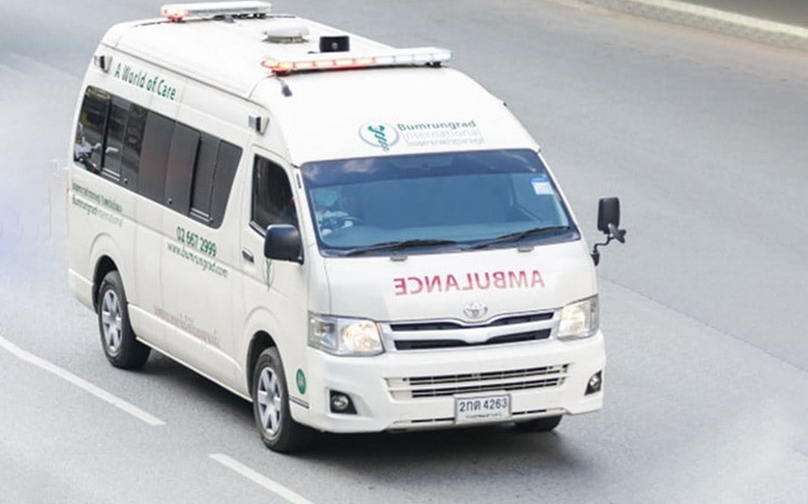 Ambulance-Bumrungrad-Hospital-745