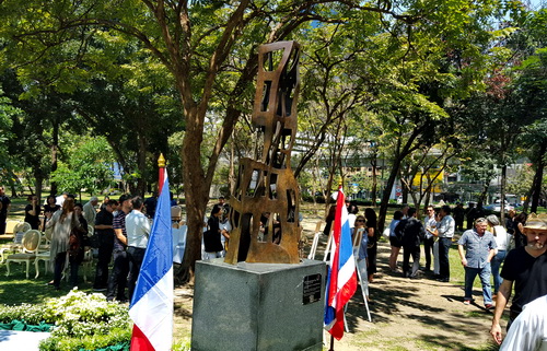 Sculpture Val Bangkok