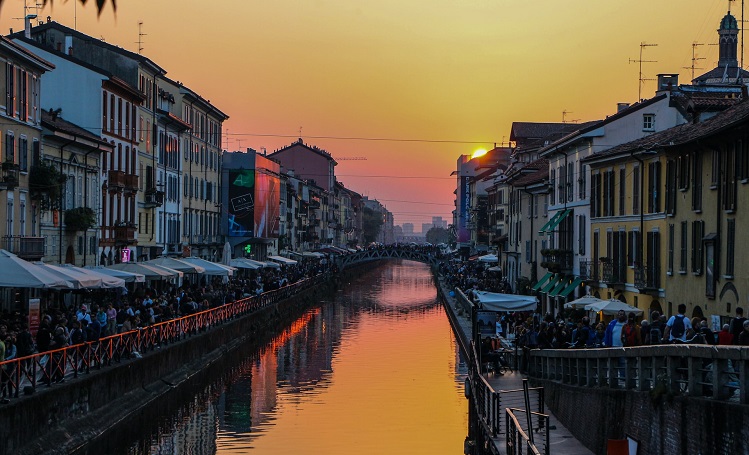 NAVIGLI roberto-patti-unsplash