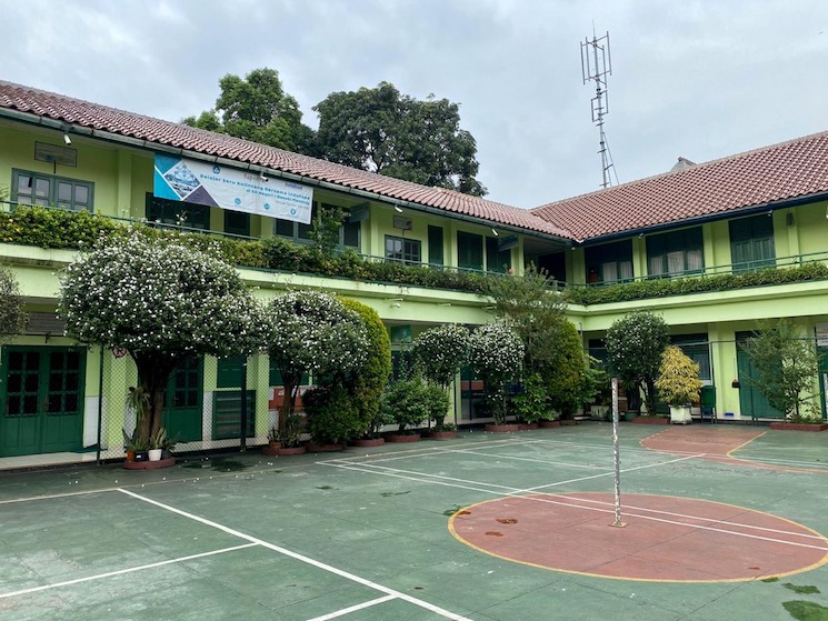 école reouverture Indonesie