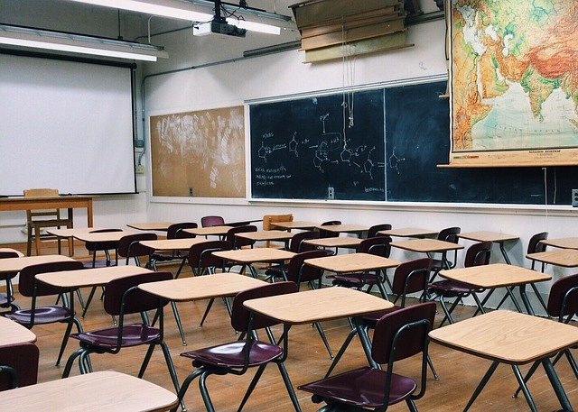 réouverture école roumanie