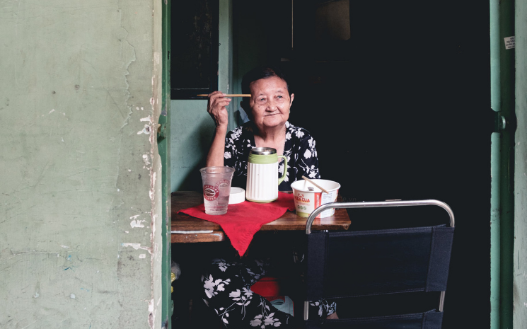 personne âgée Vietnam assurance maladie santé