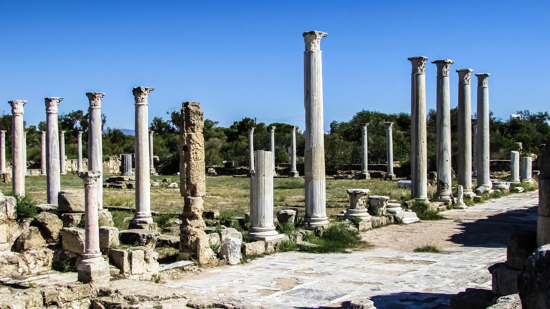 Vente illégale monument Grèce