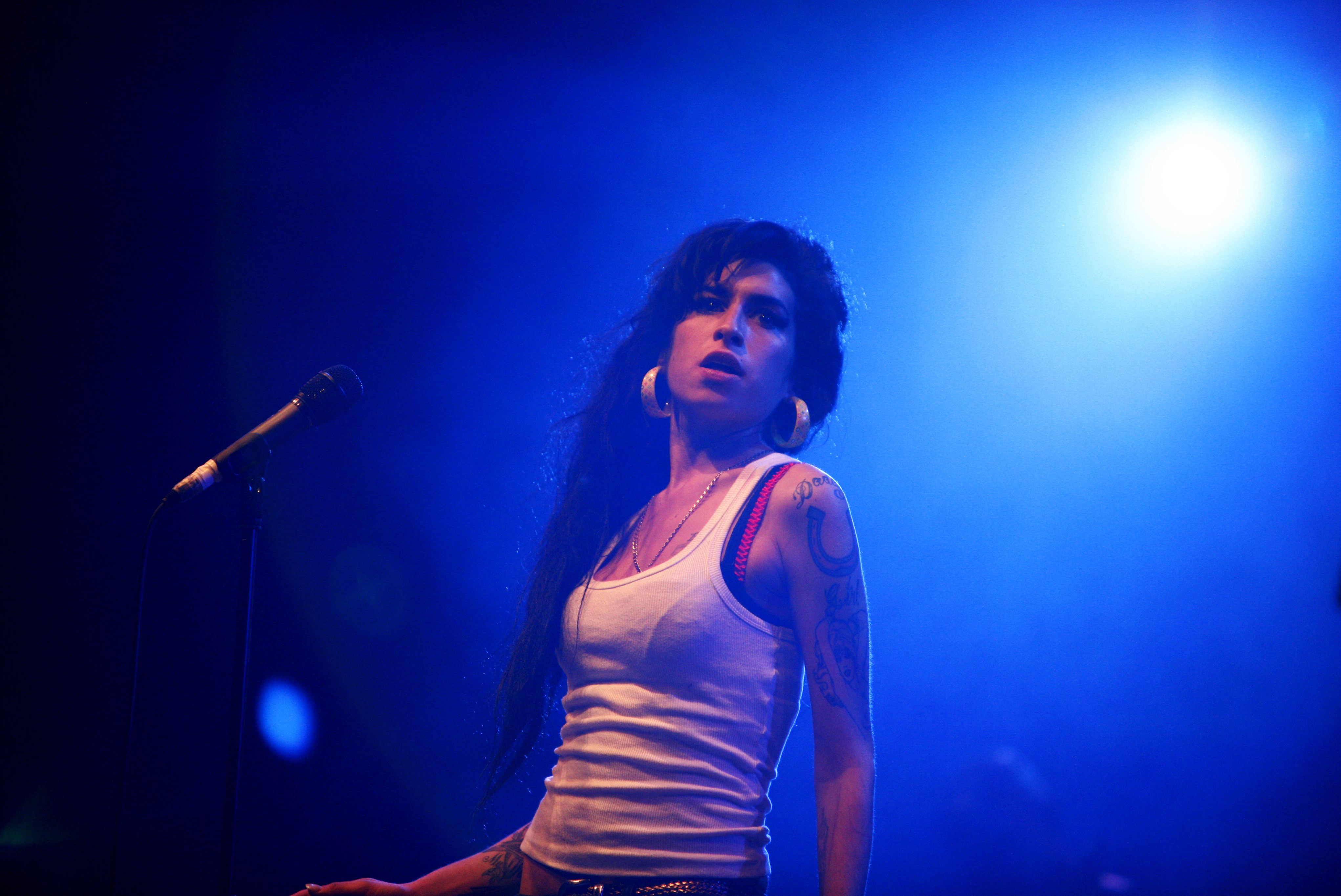 Amy Winehouse en plein concert