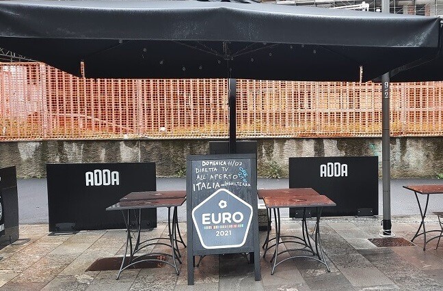 match italie angleterre dans un bar