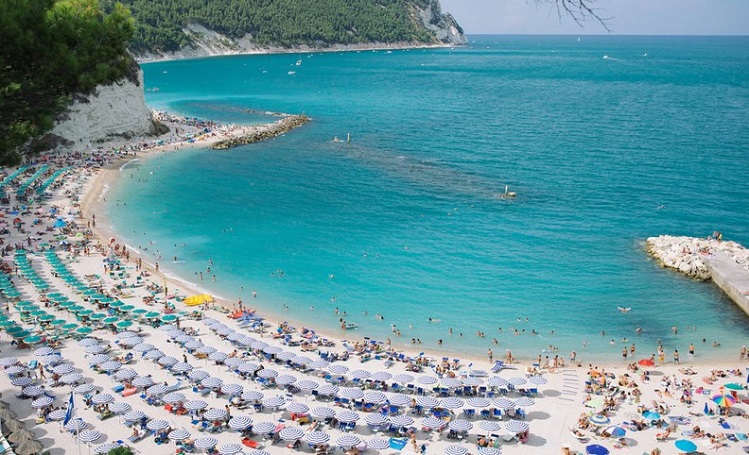 Une plage en Italie pendant le Covid