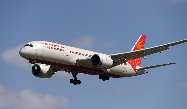 un avion Air india evacuant des Indiens d'Afghanistan