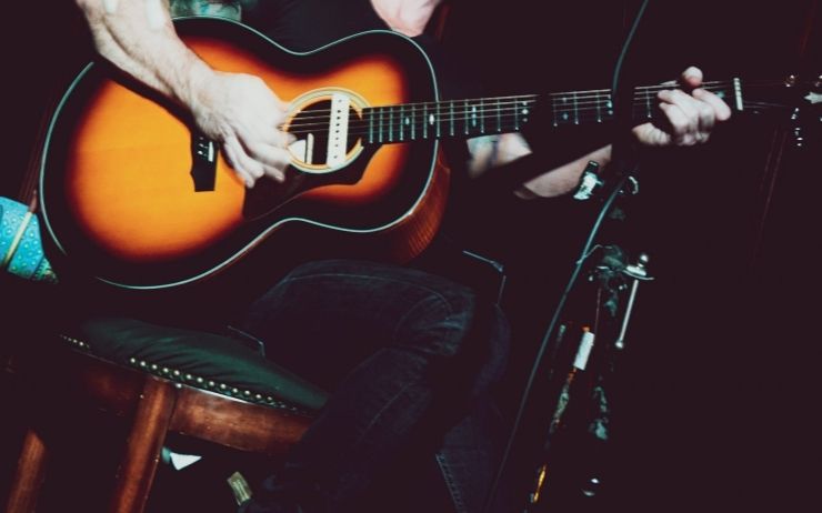 joueur de guitarre