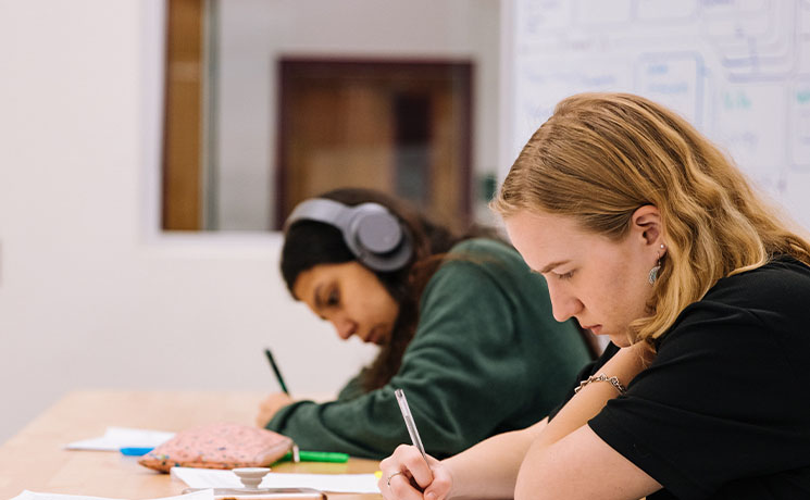 deux étudiants