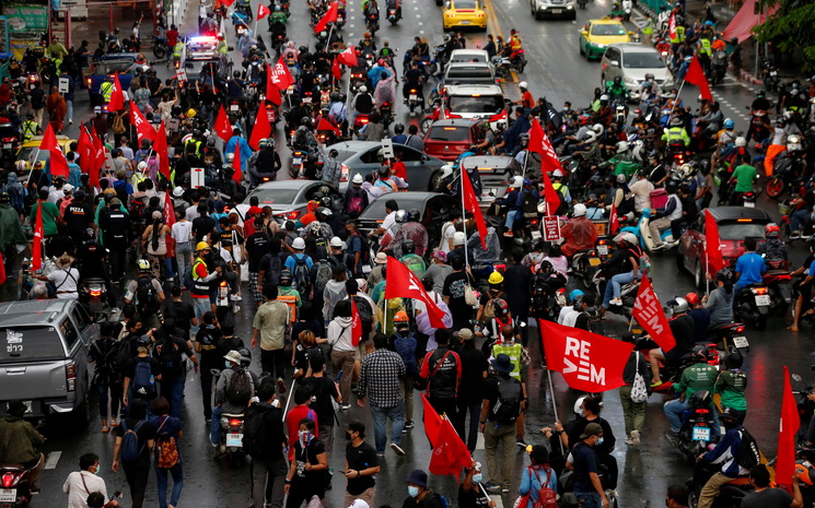 Manif-Bangkok-democratie