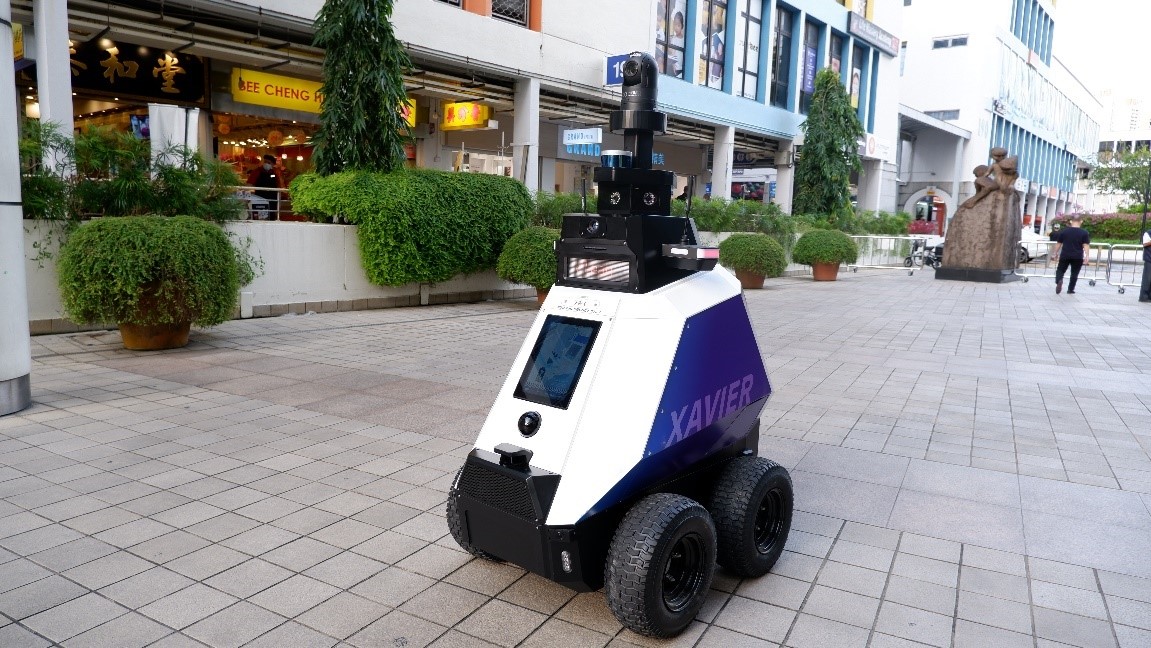 robot de surveillance à Singapour