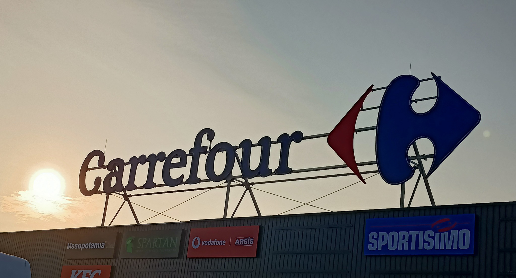 Carrefour Roumanie emplois réfugiés ukrainiens