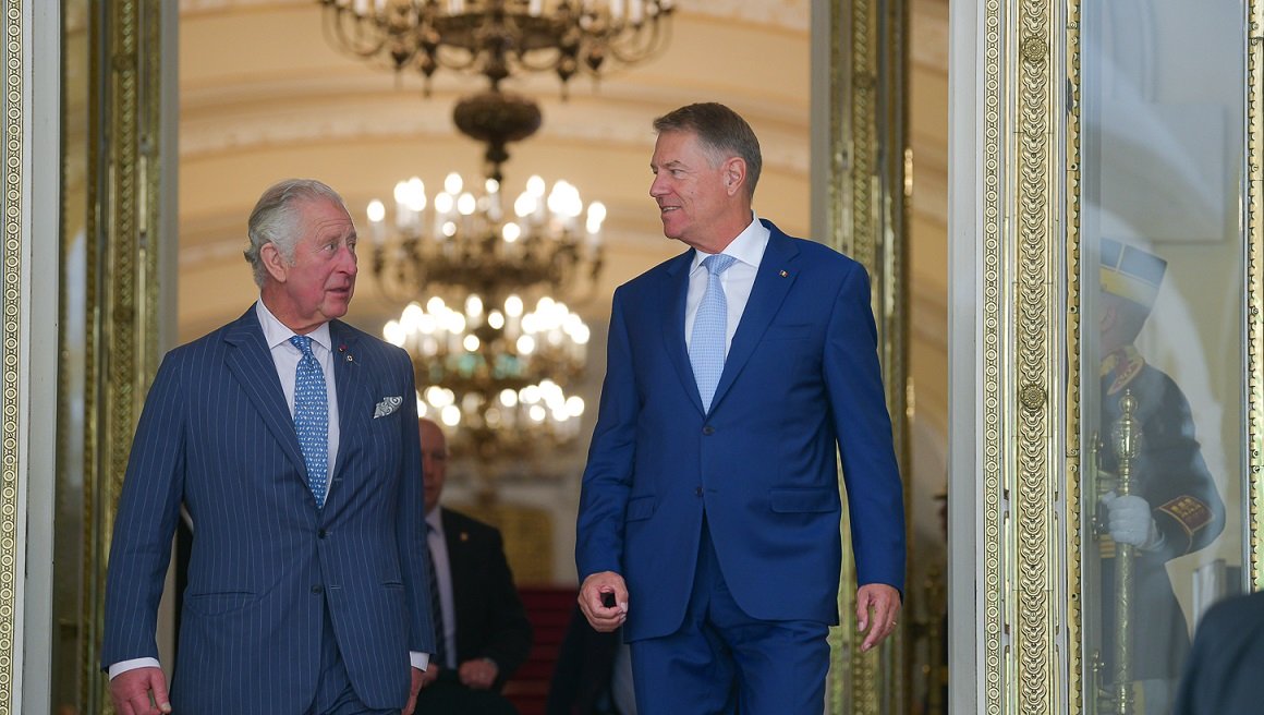 Le prince Charles visite centre de Bucarest pour réfugiés ukrainiens