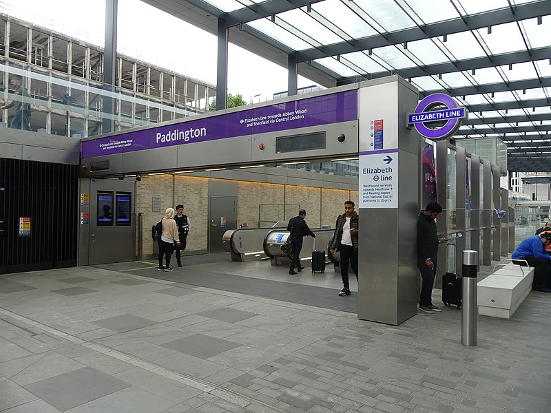 Paddington_station_Elizabeth_Line_25th_May_2022_09