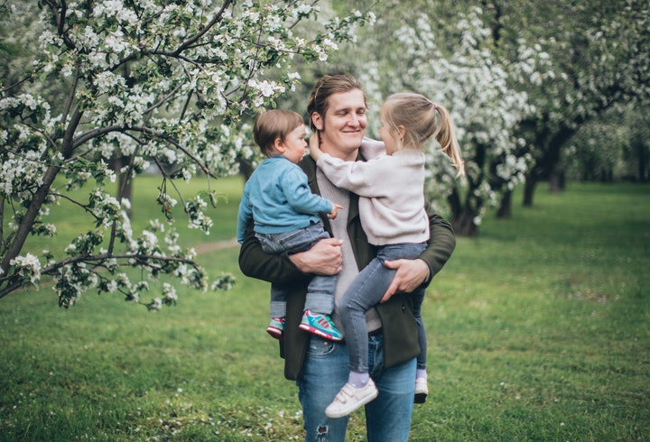 Un papa et ses enfants