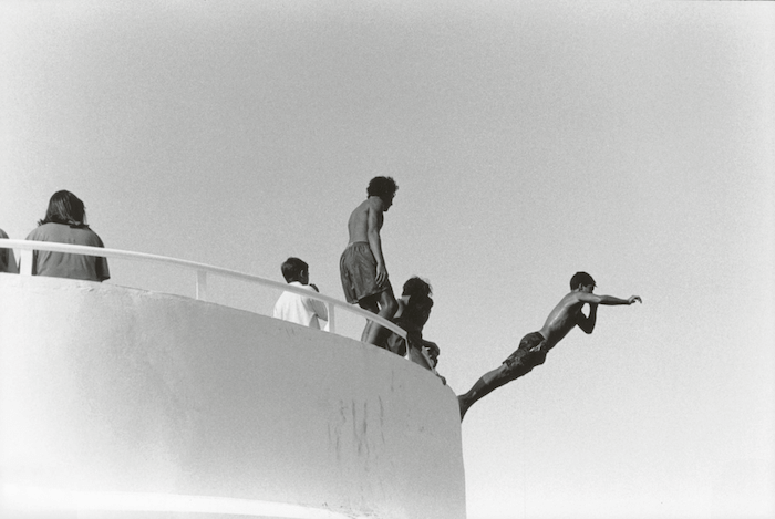 photo de Javier Campano, au moment où un homme plonge