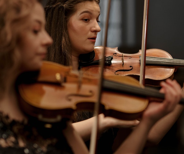 Le Royal Charity Concert soutenant les jeunes talents revient à Bucarest ce mois-ci