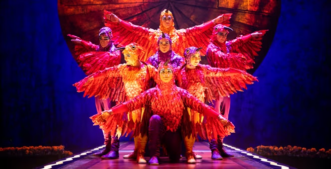 Séville : le Cirque du Soleil présente “Luzia”