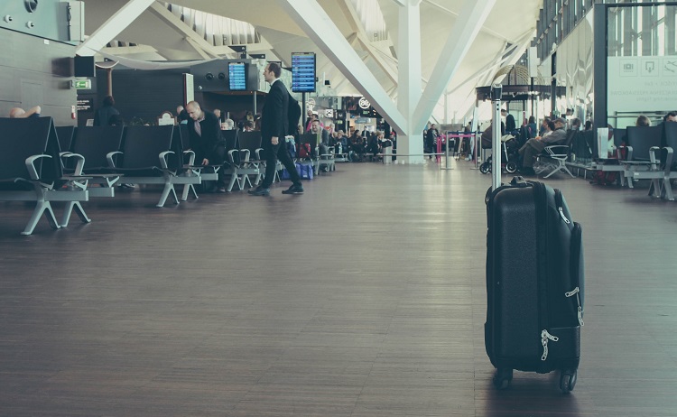 valise dans un aéroport