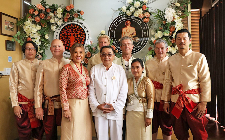 Ajarn-Wasan-Chaichakan-Pratapjai-Duangpatra