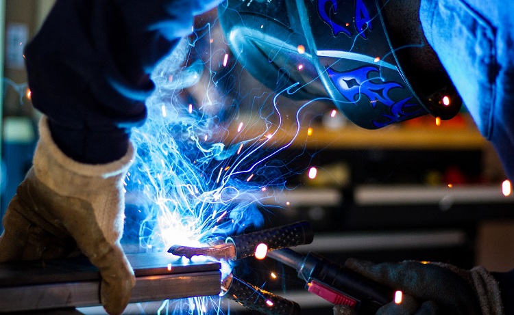 Fabrication industrielle - rob-lambert-unsplash