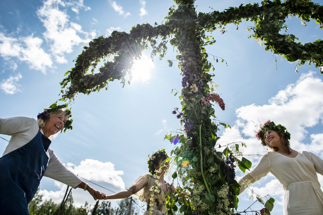 p-svenska-la-chanson-de-la-midsommar-sm-grodorna