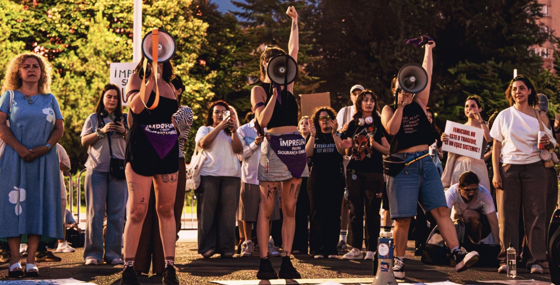 La Roumanie adopte une loi historique pour reconnaître et punir le féminicide @lepetitjournal