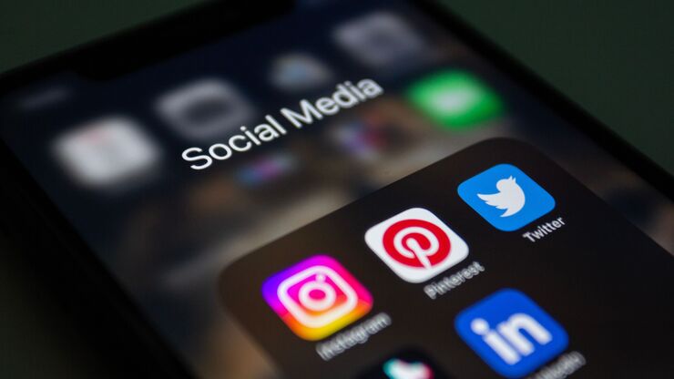 Les réseaux sociaux bientôt restreints pour les vietnamiens de moins de 16 ans