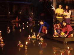 Loy Krathong Thailande