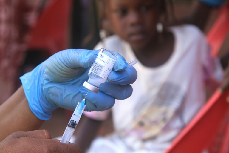 Au Soudan, des médecins déplacés soignent dans l'exode