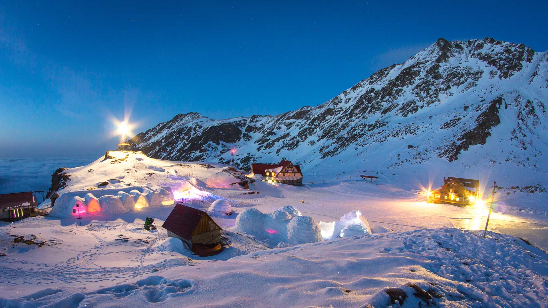 hotel_of-ice-romania