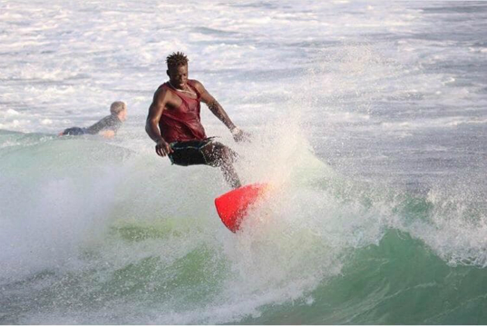 Babacar Laye Ndoye Surf Virage Dakar Sénégal 