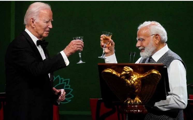 Narendra Modi et Joe Biden portent un toast au diner d'Etat en juin 2023