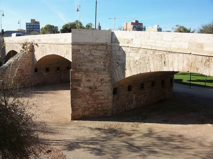 Le pont de Serranos à Valencia