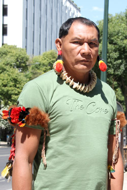 Chef Tapi - Peuple Xingu Amazonie