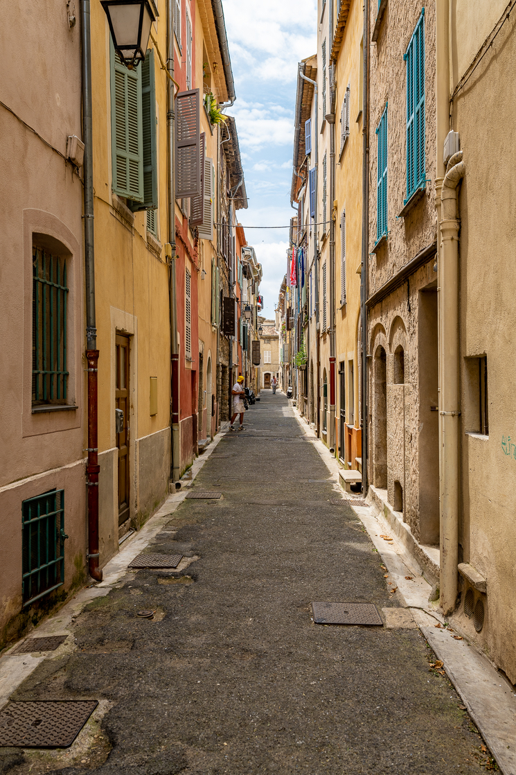 Vue descente marche à Vence