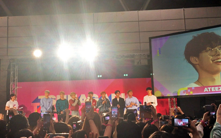 kpop japon kcon