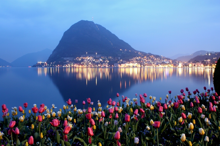 vue de nuit de Lugano