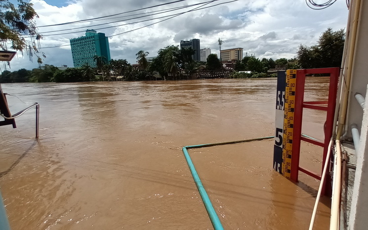 Mesure du niveau de la riviere Ping le 3 octobre 2022