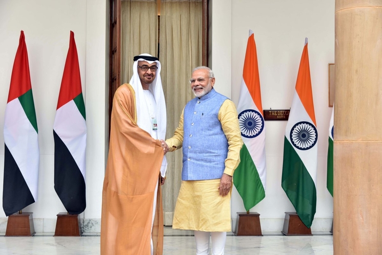 Modi en los Emiratos Árabes Unidos