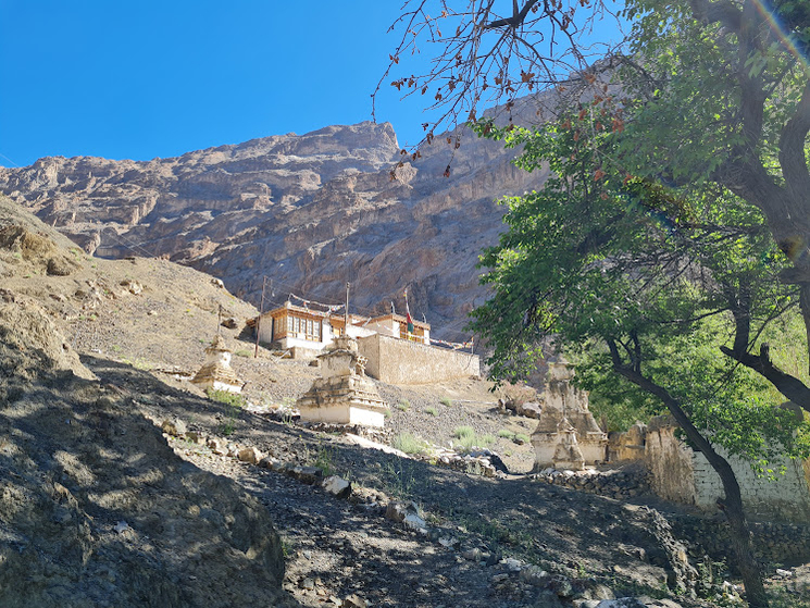 Vue du monastère de Tar. Photo : R. Matalon