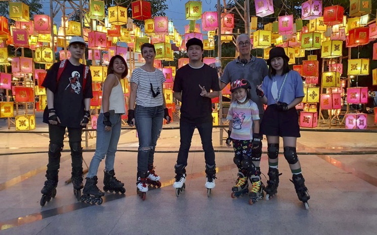 Groupe d'amateurs de roller a Chiang Mai